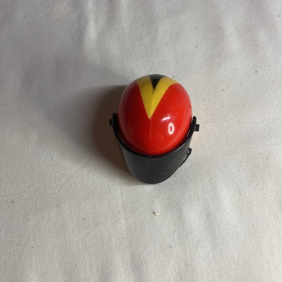 EUC NASCAR Barbie # 94  McDonald’s collector edition - Picture 4 of 8